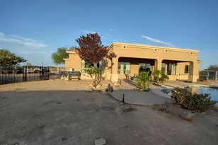 27710 N 237th Ln, Wittmann, AZ 85361 - Photo 15