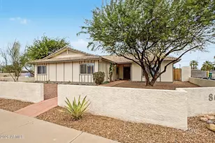 8038 E Almeria Rd, Scottsdale, AZ 85257 - Photo 3