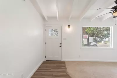 111 E Apache Street, Huachuca City, AZ 85616 - Photo 5