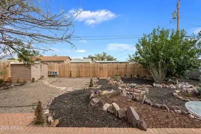 111 E Apache Street, Huachuca City, AZ 85616 - Photo 25