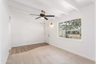 111 E Apache Street, Huachuca City, AZ 85616 - Photo 9