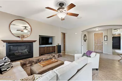 11756 N 146th Avenue, Surprise, AZ 85379 - Photo 9