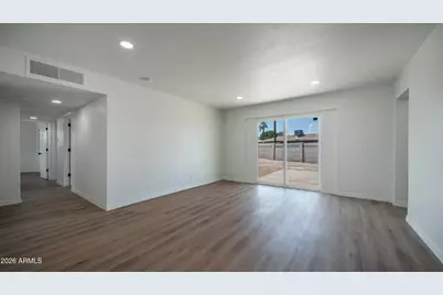 3302 W Turney Avenue, Phoenix, AZ 85017 - Photo 9