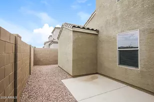 8235 West Odeum Ln, Phoenix, AZ 85043 - Photo 27