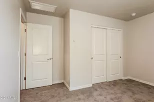 8235 West Odeum Ln, Phoenix, AZ 85043 - Photo 21