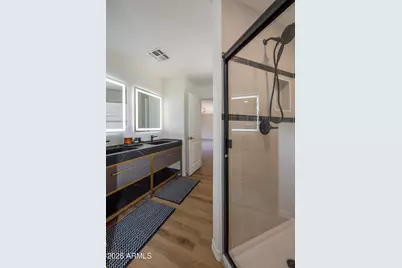 4041 E Tether Trail, Phoenix, AZ 85050 - Photo 17
