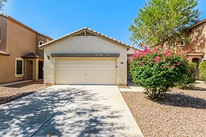 340 E Christopher Street, San Tan Valley, AZ 85140 - Photo 1