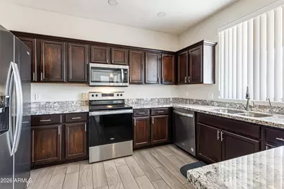 2021 N 103rd Drive, Avondale, AZ 85392 - Photo 11