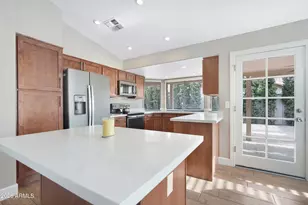 26 E Evelyn Ln, Tempe, AZ 85284 - Photo 9