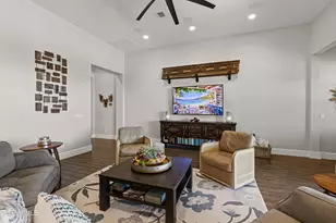25972 N 96th Ave, Peoria, AZ 85383 - Photo 11