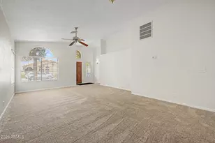 879 E Hearne Way, Gilbert, AZ 85234 - Photo 3