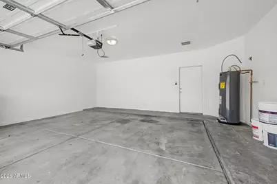 879 E Hearne Way, Gilbert, AZ 85234 - Photo 29