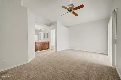 879 E Hearne Way, Gilbert, AZ 85234 - Photo 5