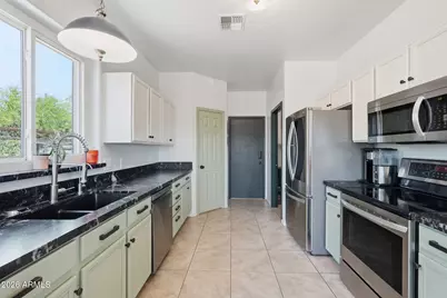 236 N Thunderbird Drive, Apache Junction, AZ 85120 - Photo 11