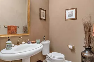10453 E Laurel Ln, Scottsdale, AZ 85259 - Photo 17