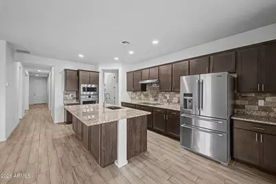 18465 W Foothill Drive, Surprise, AZ 85387 - Photo 11
