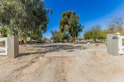 7040 N 177th Avenue, Waddell, AZ 85355 - Photo 1