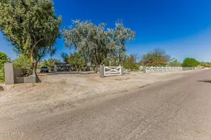7040 N 177th Ave, Waddell, AZ 85355 - Photo 3