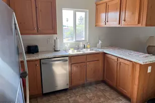 26711 S Grandview Dr E, Congress, AZ 85332 - Photo 5