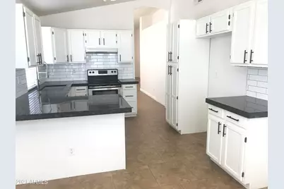 2036 E Windsong Drive, Phoenix, AZ 85048 - Photo 3