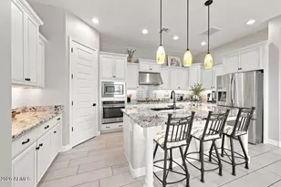 22406 N 101st Ave, Peoria, AZ 85383 - Photo 11