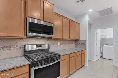 7913 S 41st Drive, Laveen, AZ 85339 - Photo 7