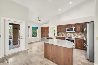 724 N Ash Drive, Chandler, AZ 85224 - Photo 9