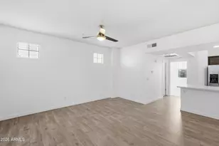 2315 N 52nd St, Phoenix, AZ 85008 - Photo 9