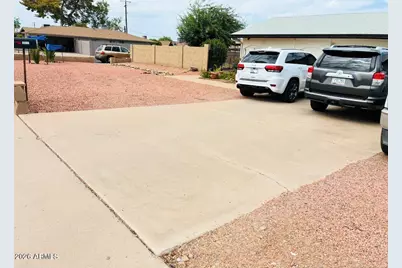 8304 N 55th Avenue, Glendale, AZ 85302 - Photo 21