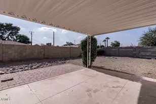 8304 N 55th Ave, Glendale, AZ 85302 - Photo 17