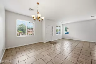 8771 W Gardenia Ave, Glendale, AZ 85305 - Photo 15
