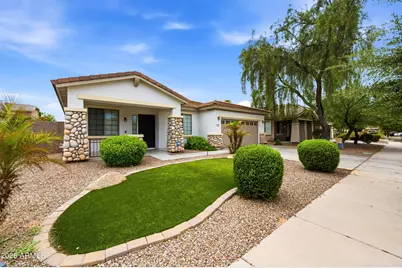 8771 W Gardenia Avenue, Glendale, AZ 85305 - Photo 1