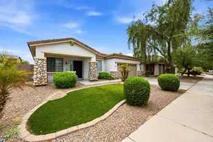 8771 W Gardenia Ave, Glendale, AZ 85305 - Photo 1