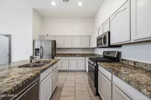 8771 W Gardenia Ave, Glendale, AZ 85305 - Photo 27