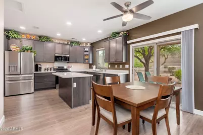 20680 N Shadow Mountain Drive, Surprise, AZ 85374 - Photo 7