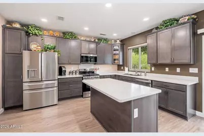 20680 N Shadow Mountain Drive, Surprise, AZ 85374 - Photo 3