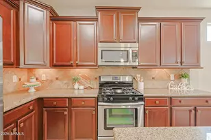 17656 W Cedarwood Ln, Goodyear, AZ 85338 - Photo 19