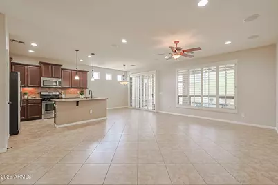 17656 W Cedarwood Lane, Goodyear, AZ 85338 - Photo 7