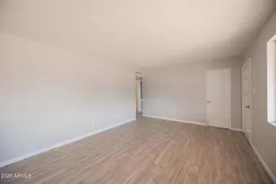 1140 W 7th St, Mesa, AZ 85201 - Photo 7