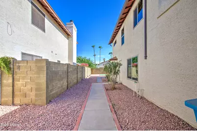 4775 W Wahalla Lane, Glendale, AZ 85308 - Photo 41