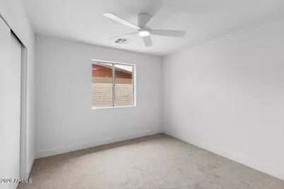 3926 E Laurel Lane, Phoenix, AZ 85028 - Photo 21