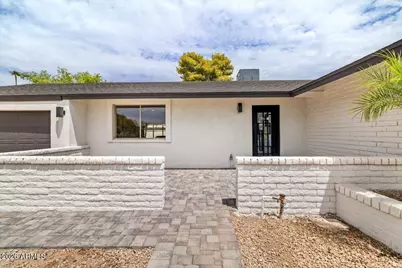 3926 E Laurel Lane, Phoenix, AZ 85028 - Photo 3