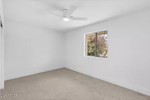 3926 E Laurel Ln, Phoenix, AZ 85028 - Photo 23
