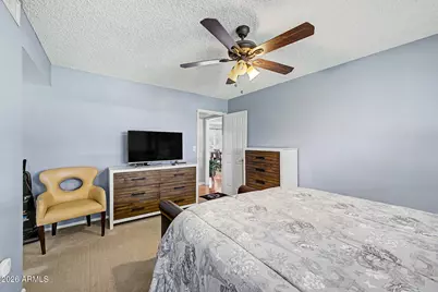 10732 W Caron Drive, Sun City, AZ 85351 - Photo 21