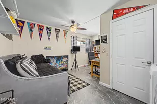 10732 W Caron Dr, Sun City, AZ 85351 - Photo 31