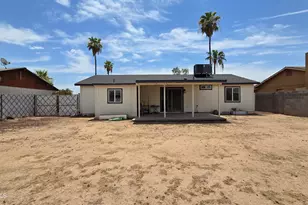 8012 W Highland Ave, Phoenix, AZ 85033 - Photo 25
