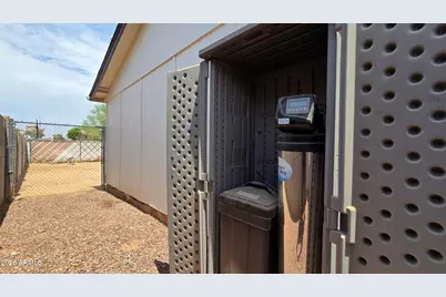 8012 W Highland Avenue, Phoenix, AZ 85033 - Photo 5