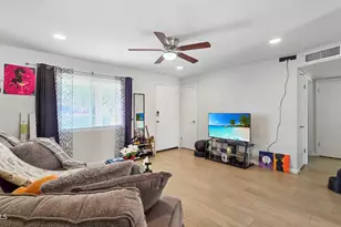 8012 W Highland Ave, Phoenix, AZ 85033 - Photo 7