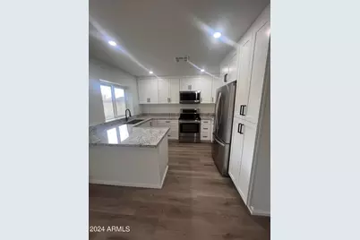 6530 S Farmer Avenue, Tempe, AZ 85283 - Photo 11