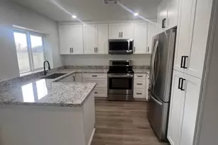 6530 S Farmer Ave, Tempe, AZ 85283 - Photo 11